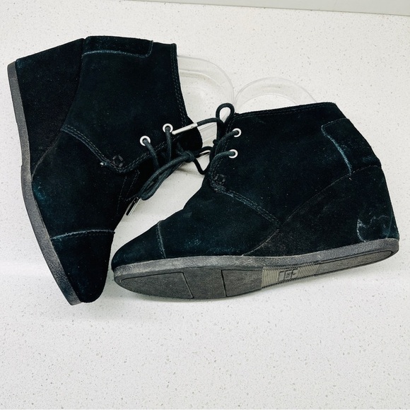 Toms Desert Wedge Bootie Ankle Black Suede Leather Lace Up Boots Shoes Sz  6 W - Picture 9 of 15